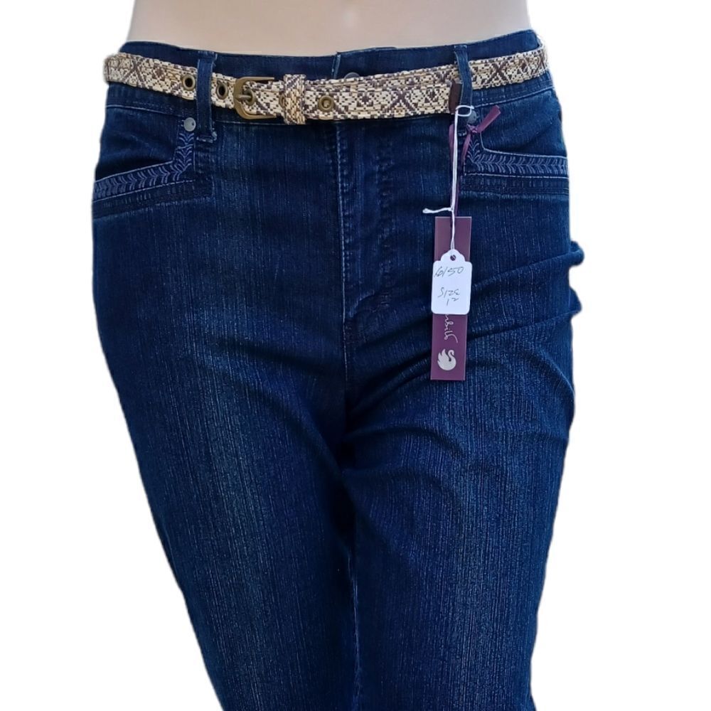 615019....Gloria Vanderbilt Crop Jeans Size 12, W30" 16"Inseam 10"Rise - Picture 1 of 8